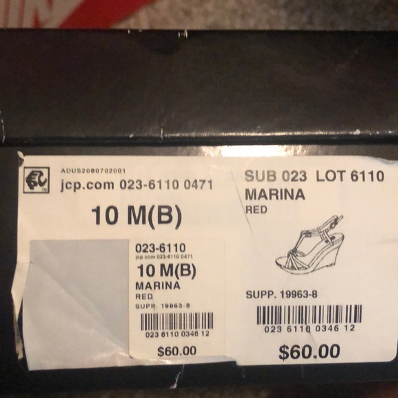 Red Wedges - Picture 2 of 2